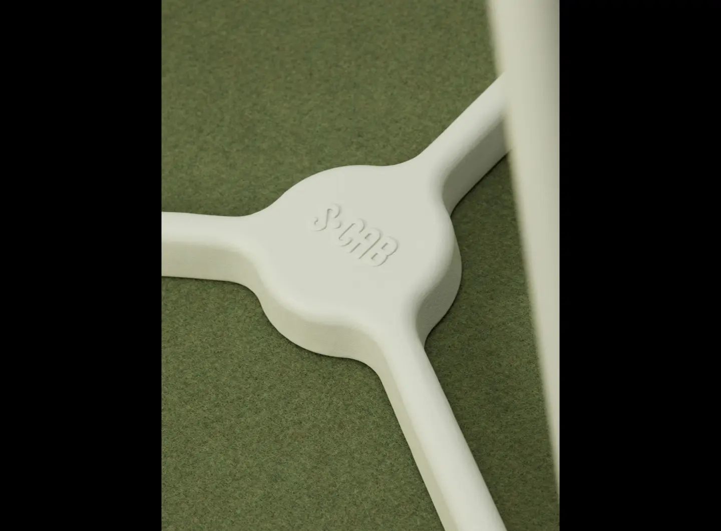 SCAB Atomo table – die-cast ground base