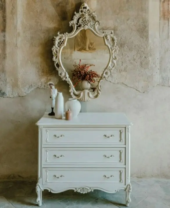 ART. 3362 - CHEST OF DRAWERS