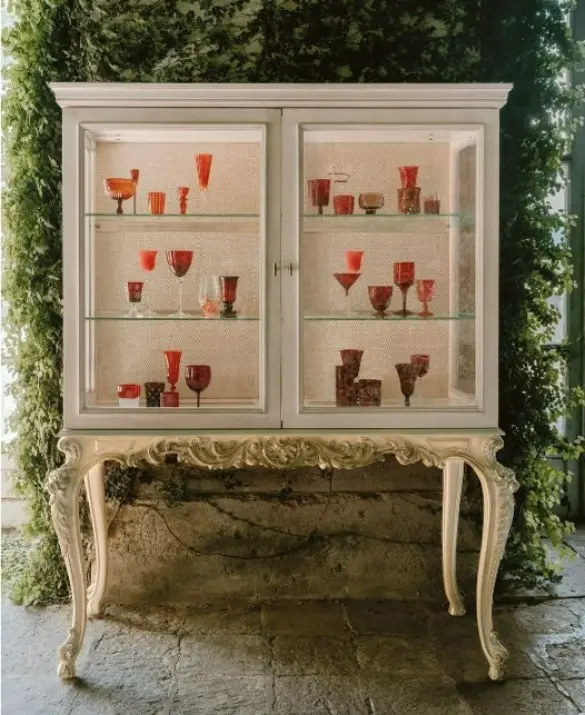 ART. 9338 - GLASS CABINET