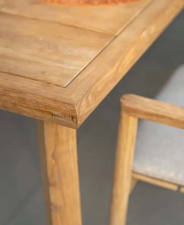 Lynn_Teak___detail___shootbe24_jati_kebon__LR_060_SV9_5636.jpg