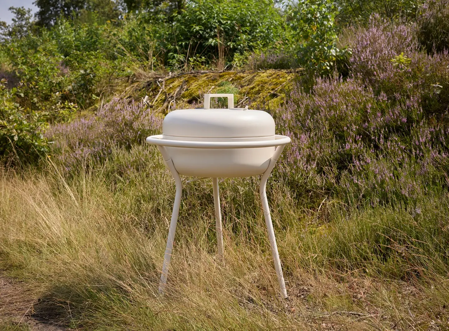 ZEE Koro barbecue white 1