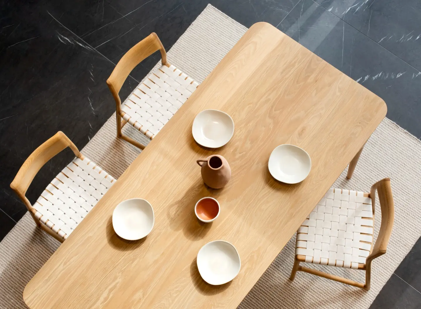 am_fawn_table_180x90x75_fawn_chair_oak_white_1015_1_7_gazzda.jpg