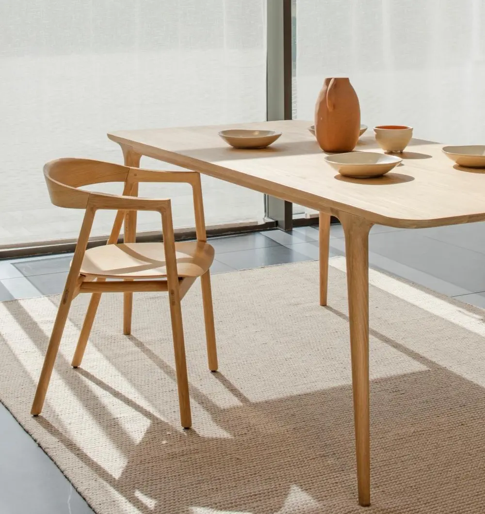 fawn_table_180x90x75_oak_muna_chair_54x53x75_oak_01_gazzda.jpg