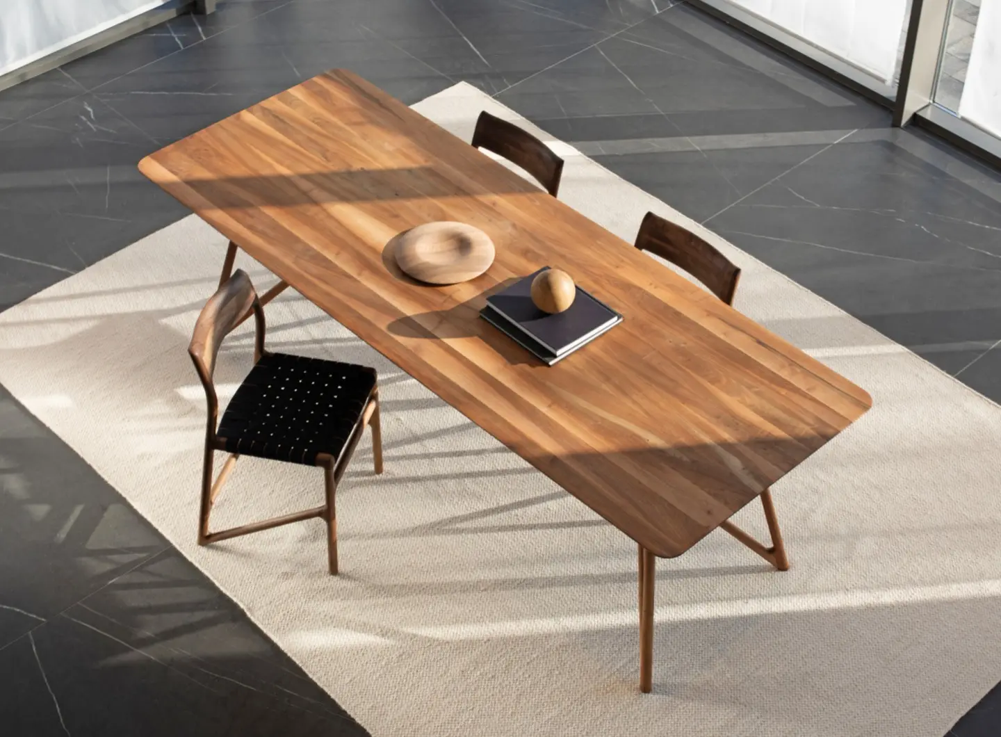 bench_klupa_120x45_oak_lacquer_black_danish_cord_beige_1_1_gazzda.jpg