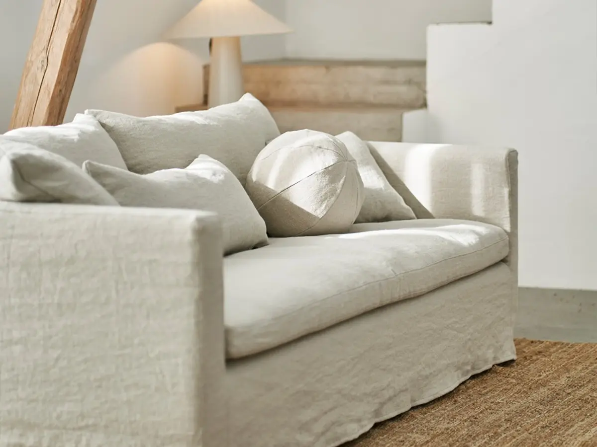 Lill_sofa_1200x900px.jpg