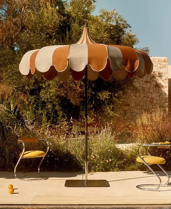 CREMA OUTDOOR - iconic Pagoda