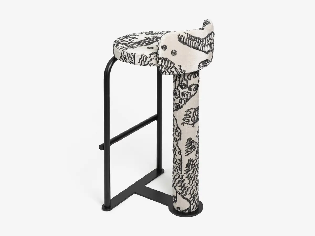 woo_ISaloni_site_Fox_stool_Dedar_2.jpg