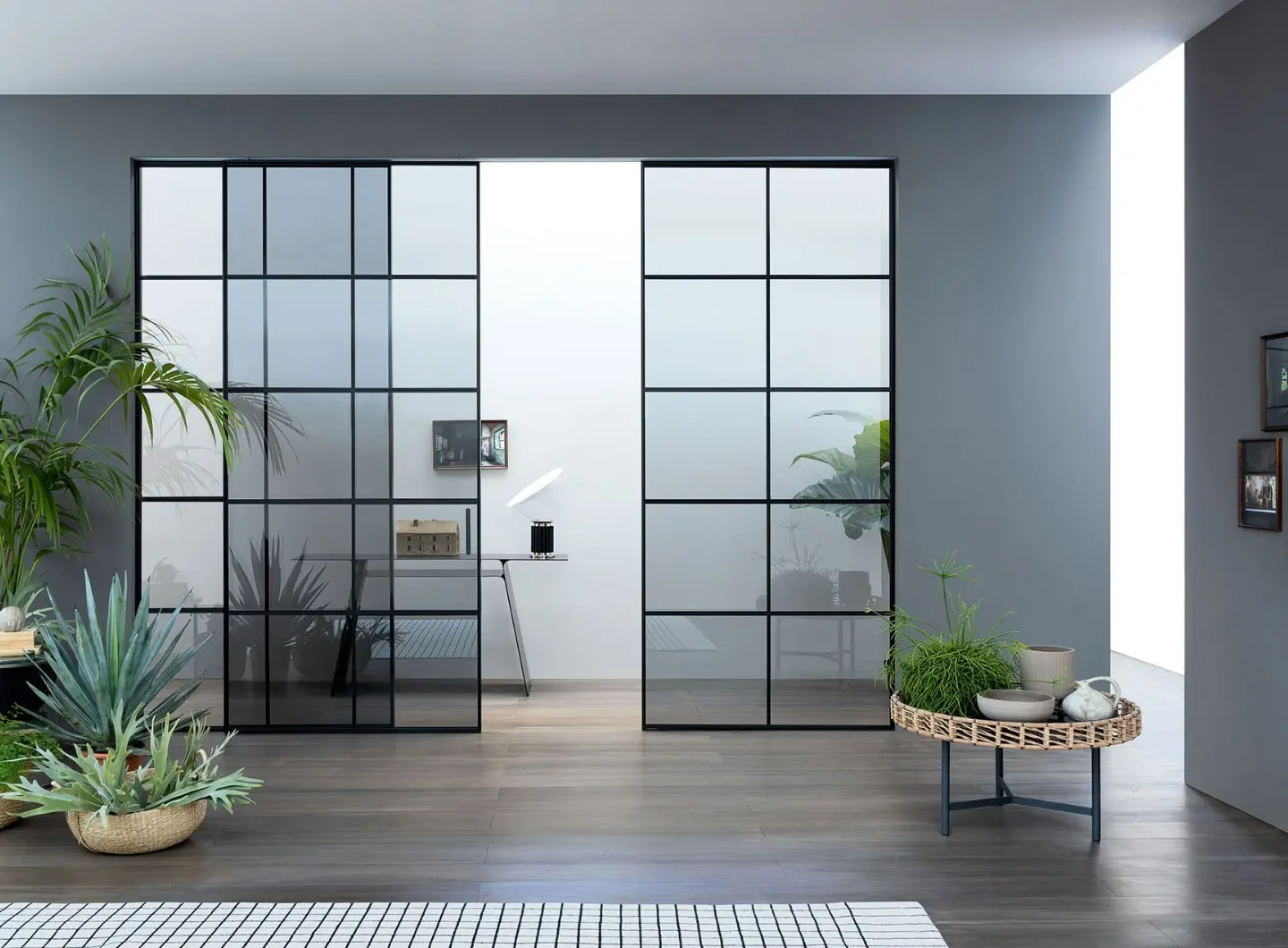 L7 Times - fixed and sliding doors system - designed by Piero Lissoni