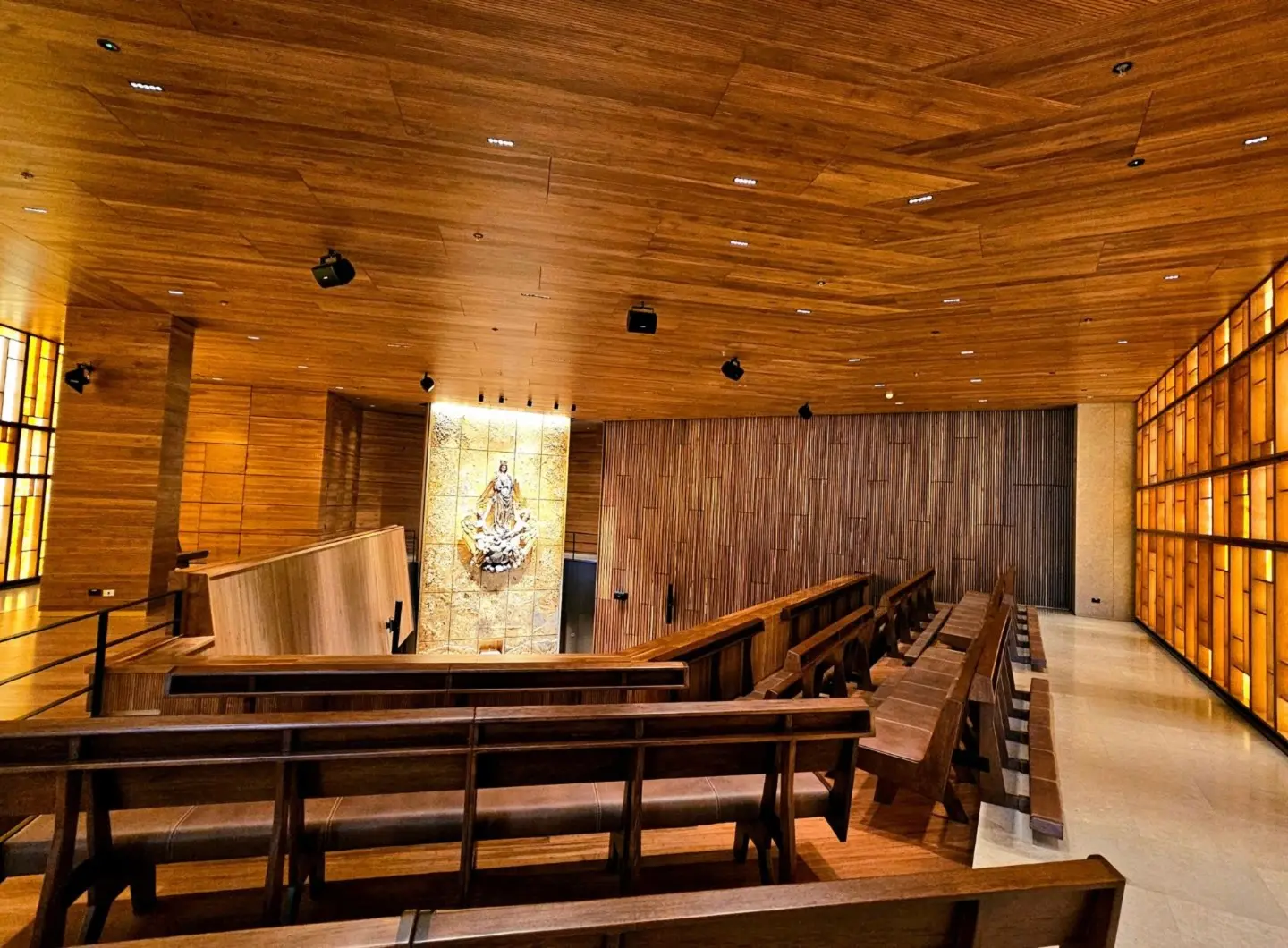 NEKO | The oratory of the Sabana University of Bogotá, Colombia