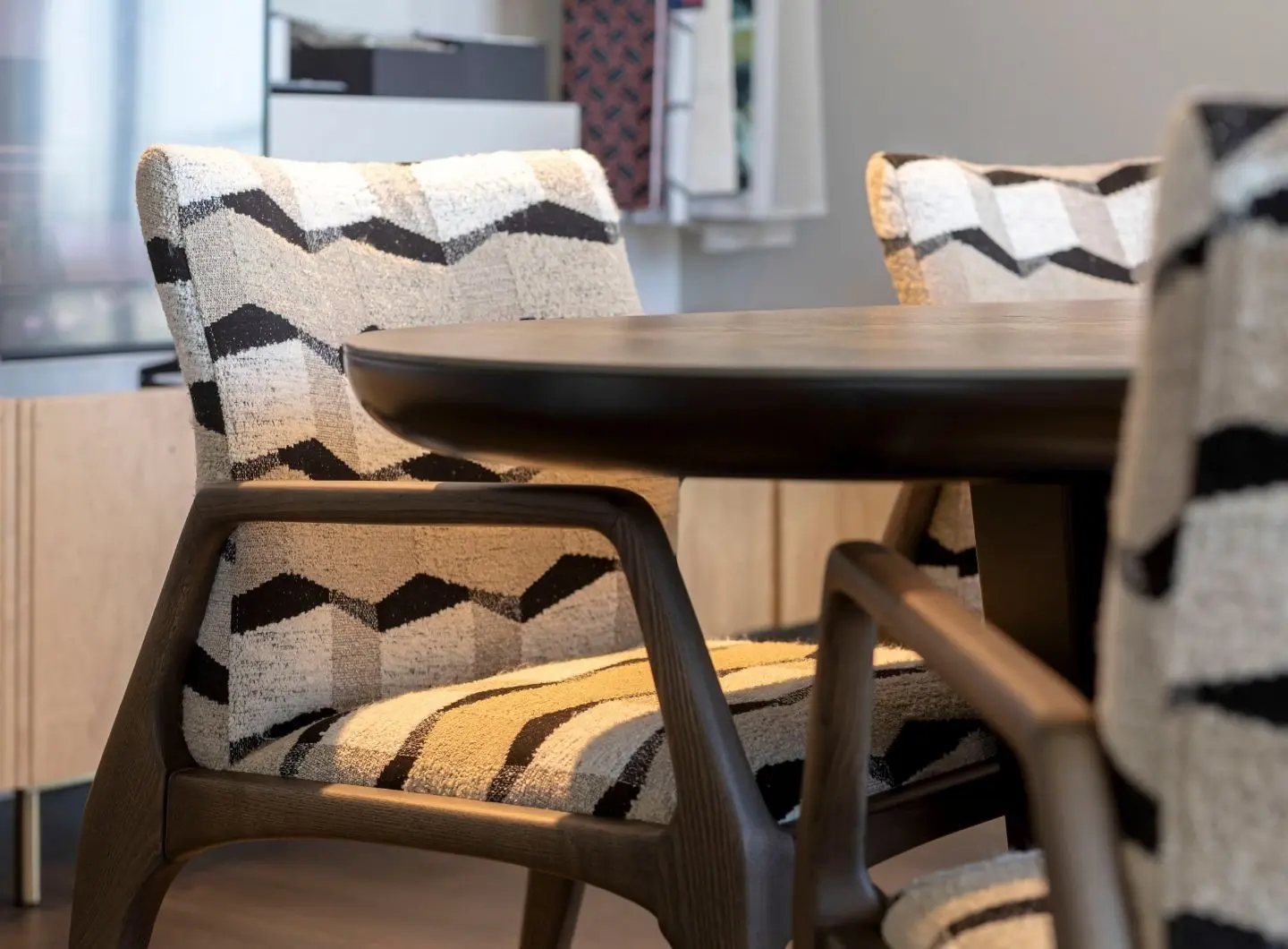 Stylish Club - Stone Dining Table