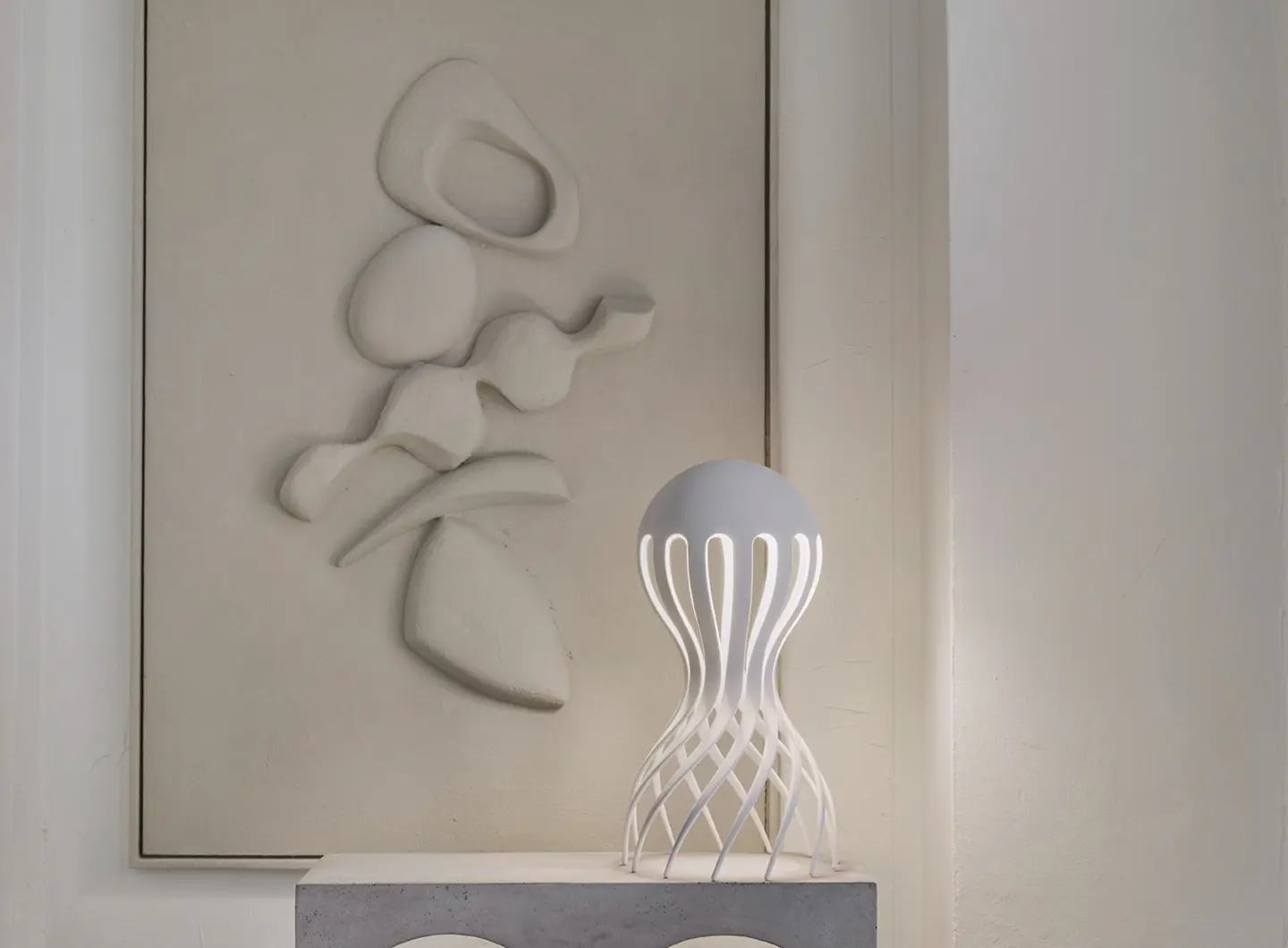 Cirrata white