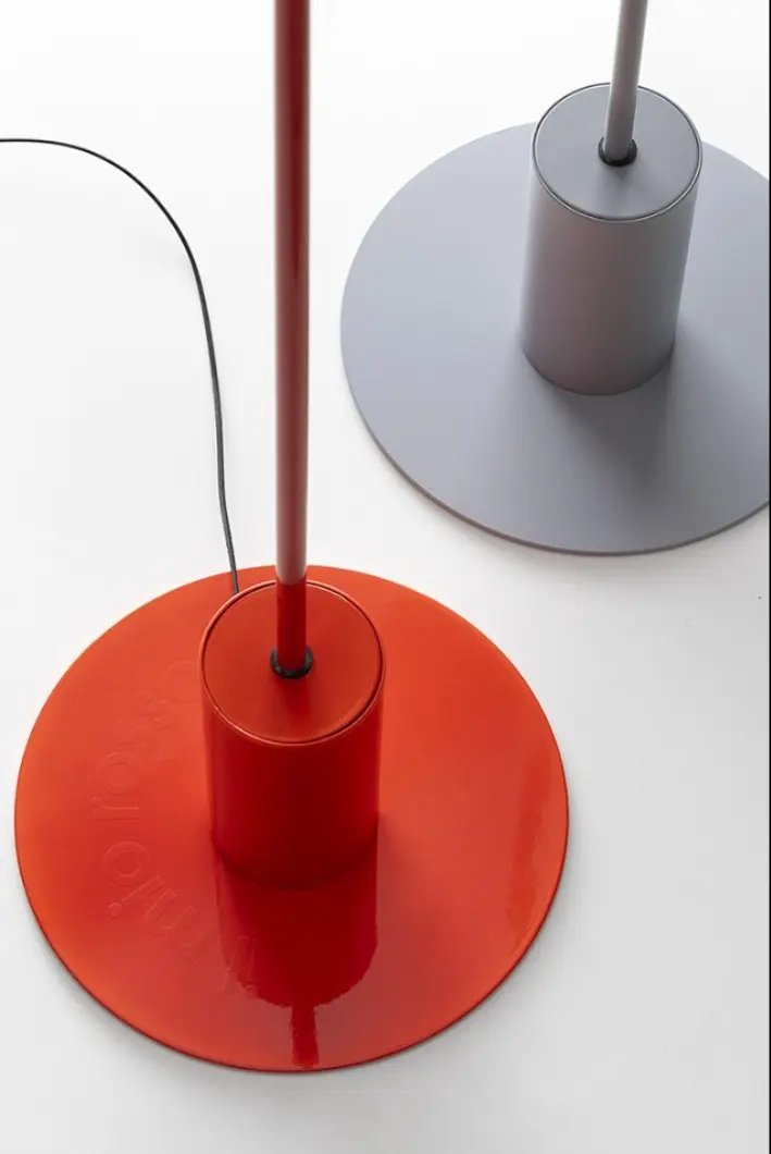 palla_10_14_20_t16_ph_rosso_grigio_dettaglio_base_tecnica_Sessione_studio_98249.jpg