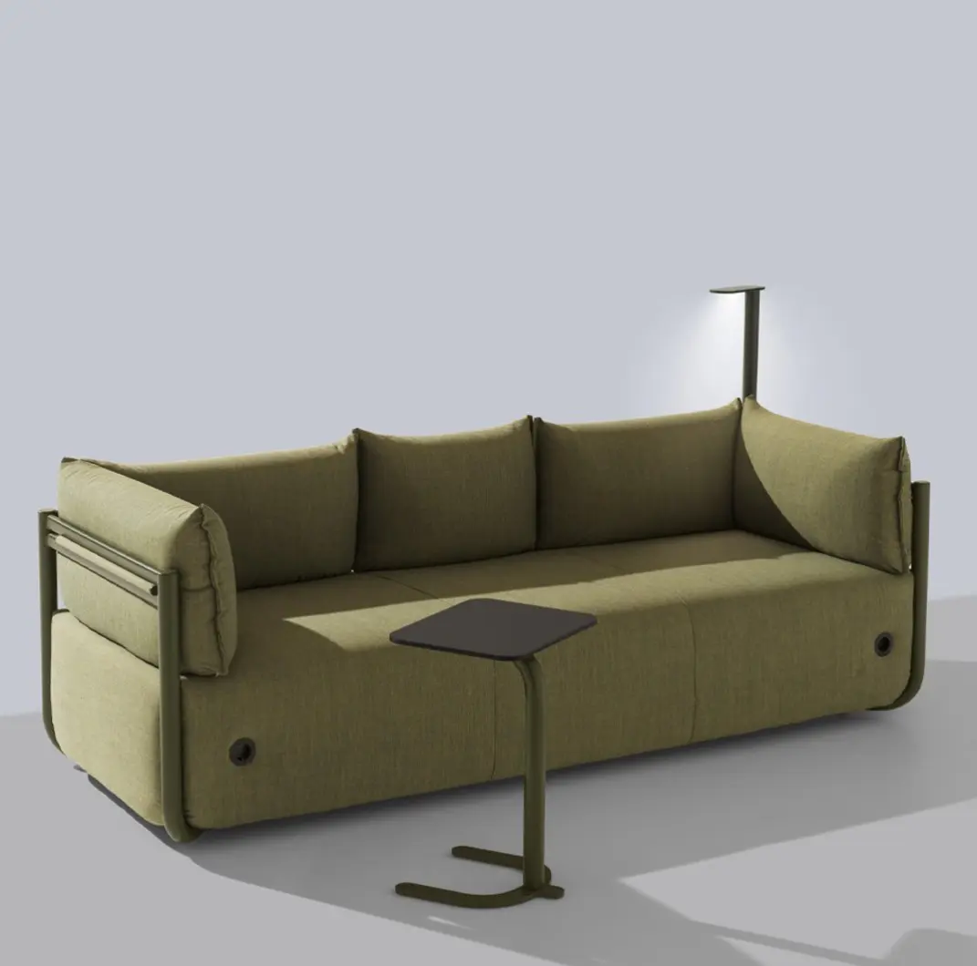 et_al_cosmo_accessoried_sofa.jpg