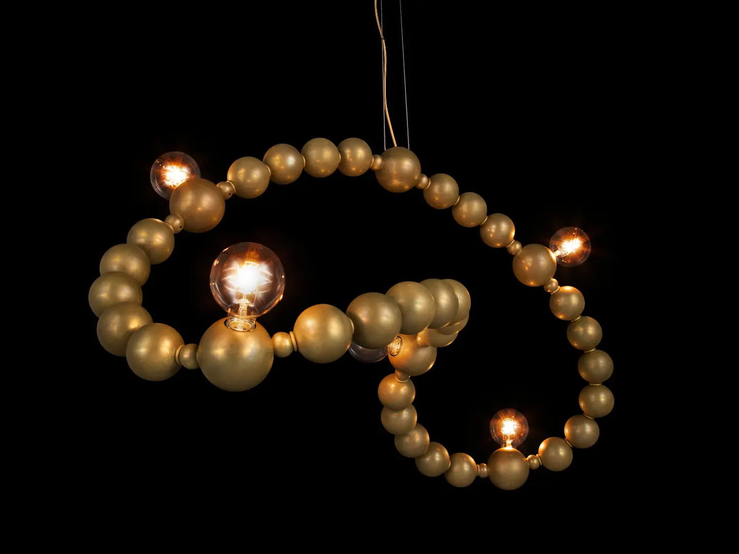 Brand van Egmond - Vertical Chandelier Bella