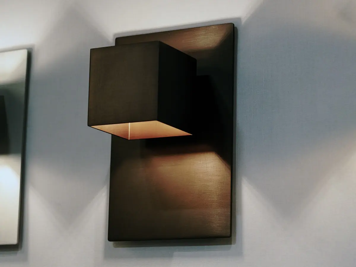 CARRÉ WALL LIGHT