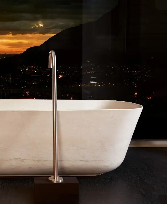 Apulia_Bathtub__2_.jpg