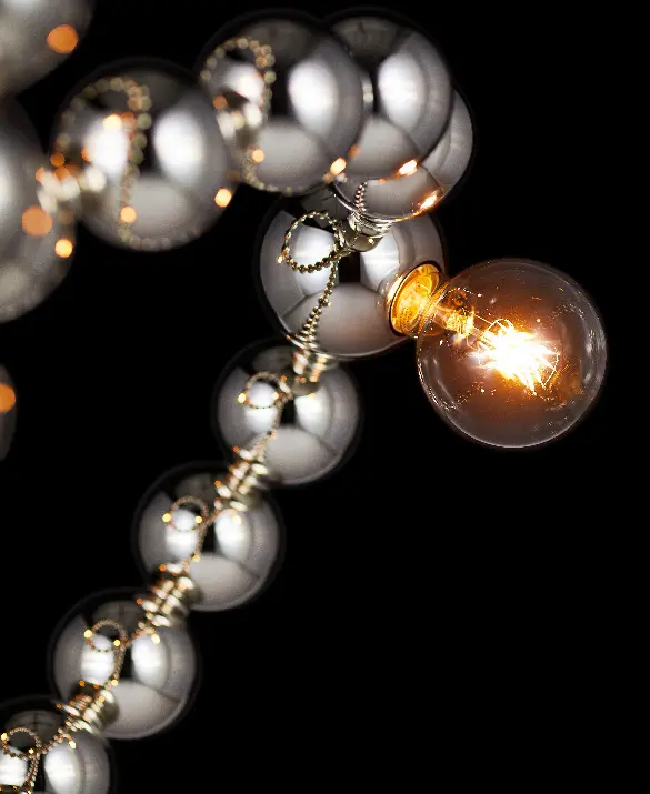 Brand van Egmond - Vertical Chandelier Bella