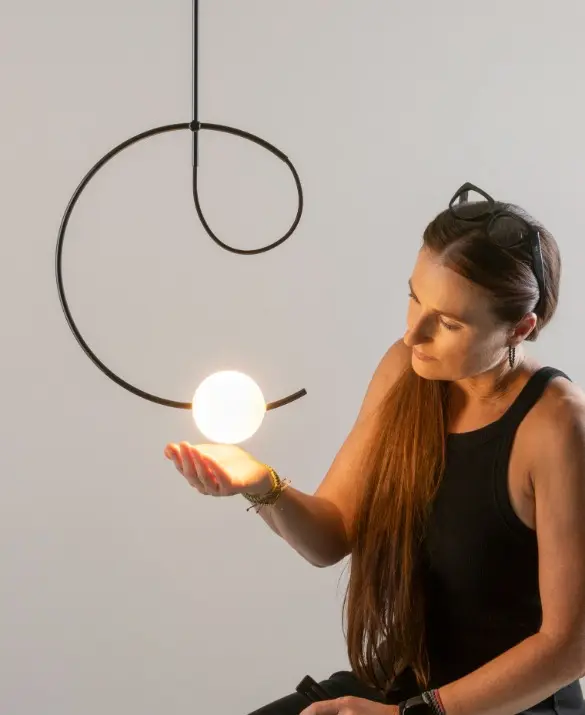 Estiluz_Loop_4125_suspension_light_img_p04.jpg