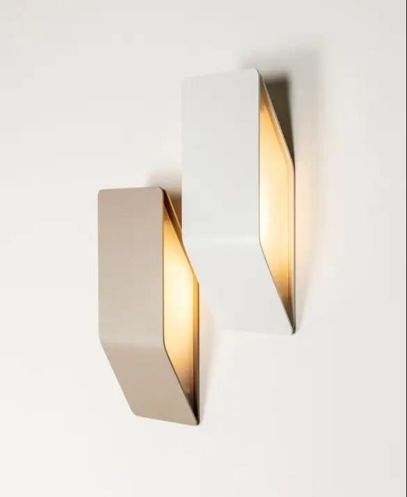 Estiluz_Shapes_4100_wall_light_img_p08.jpg