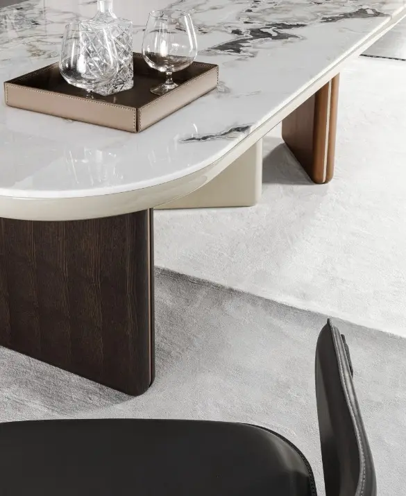 Meroni & Colzani - Maggiore table