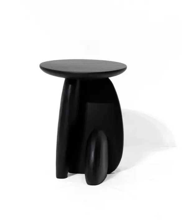 PEBBLE stool 02