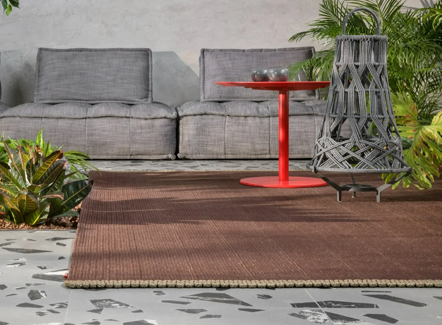 STRATO_OUTDOOR_RUG