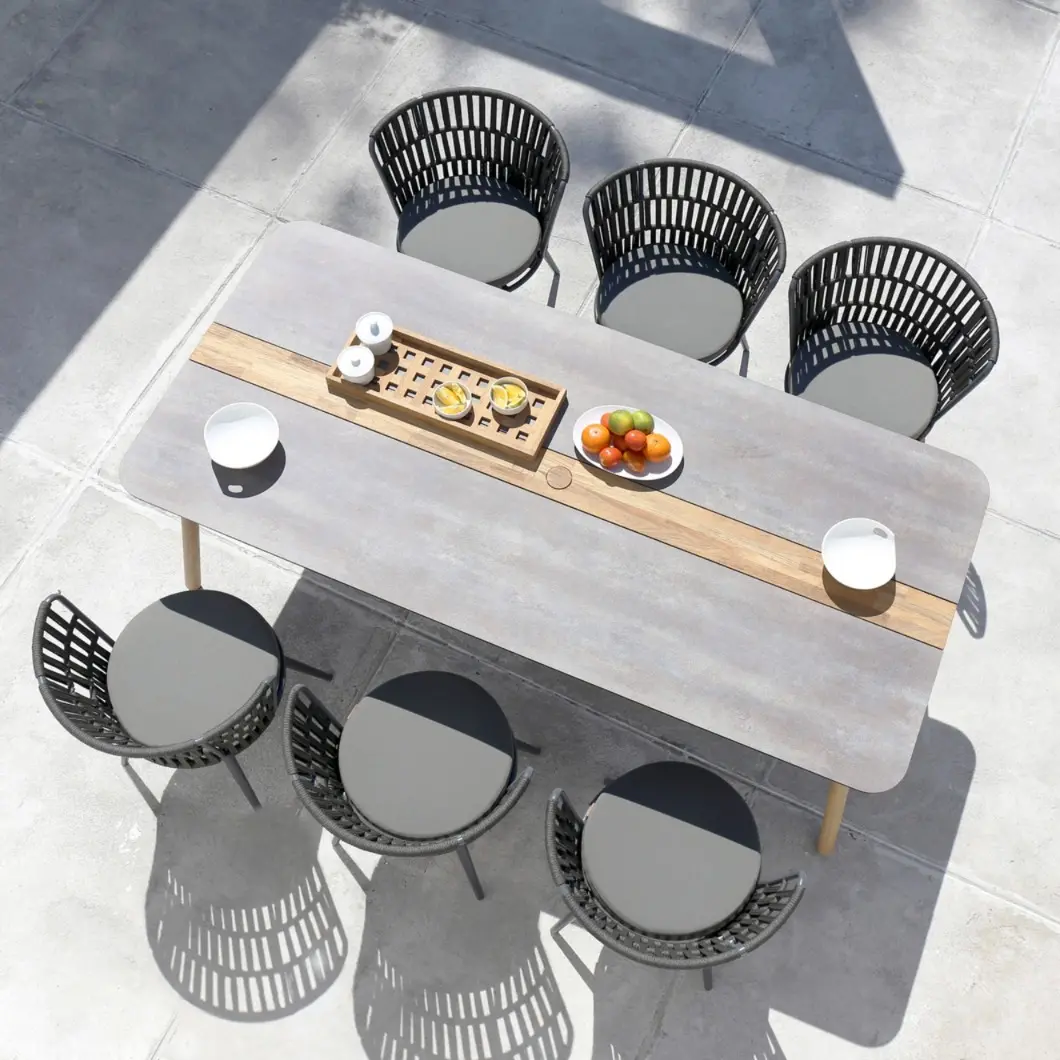 Mamagreen - Daisy Dining Table