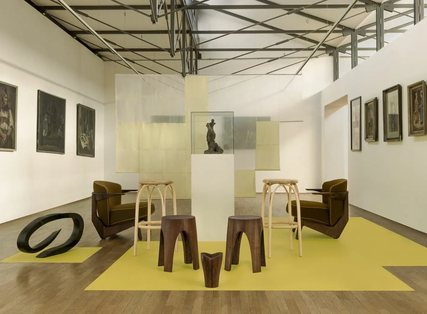 zanat_mostar_stool_naoto_fukasawa_6.jpg