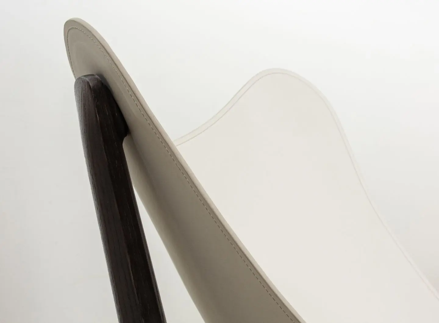 District_Eight___Buom_Lounge_Chair_1.jpg