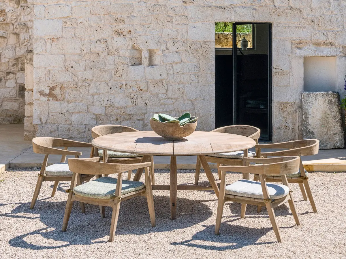 Low dining round table Faye XL