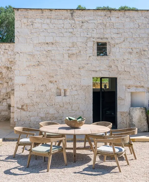 Gommaire Low dining round table Faye XL