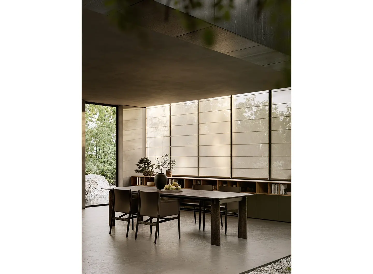 25022_LEM_CAS_ORIENTAL_HOME_Dining_01_sc_v.jpg