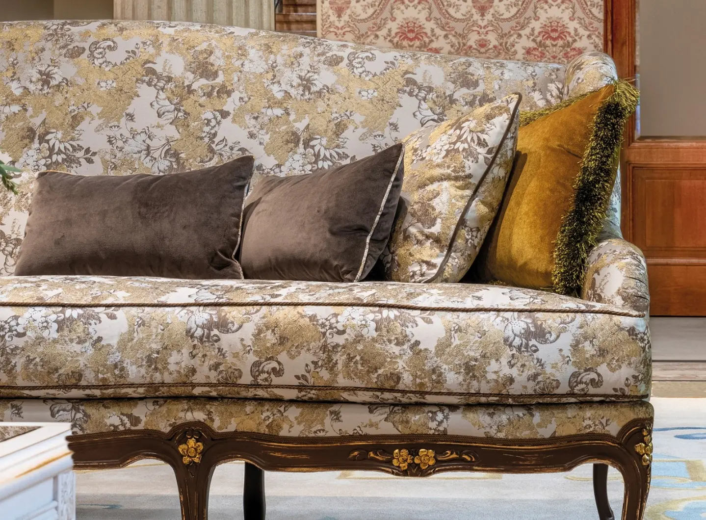 luxury-livingroom-charming-collection