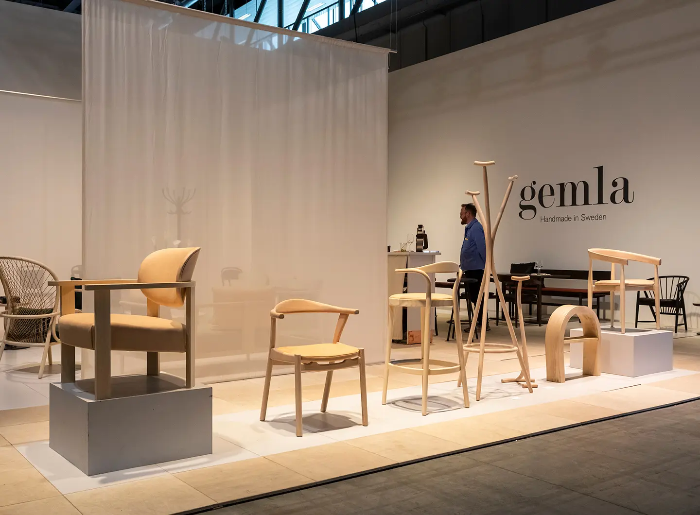 Stand Gemla Fabrikers, prodotto poltrona Bio, Salone 2025