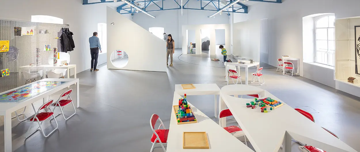 Accademia dei bambini fondazione prada milano