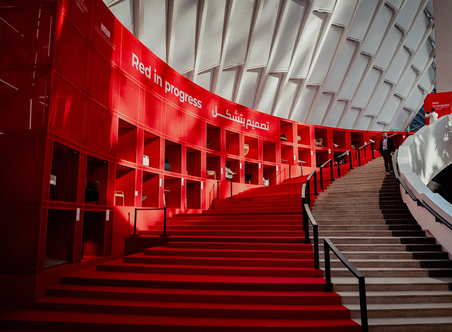 Red in progress, scalinata installazione Giò Forma