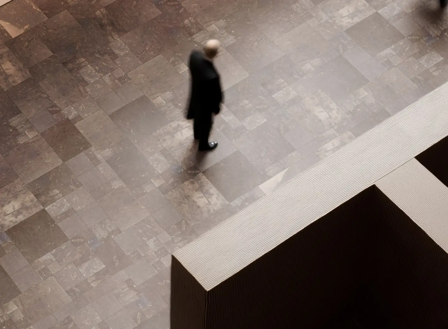 Tephra by Piero Lissoni _ Pietra Pece