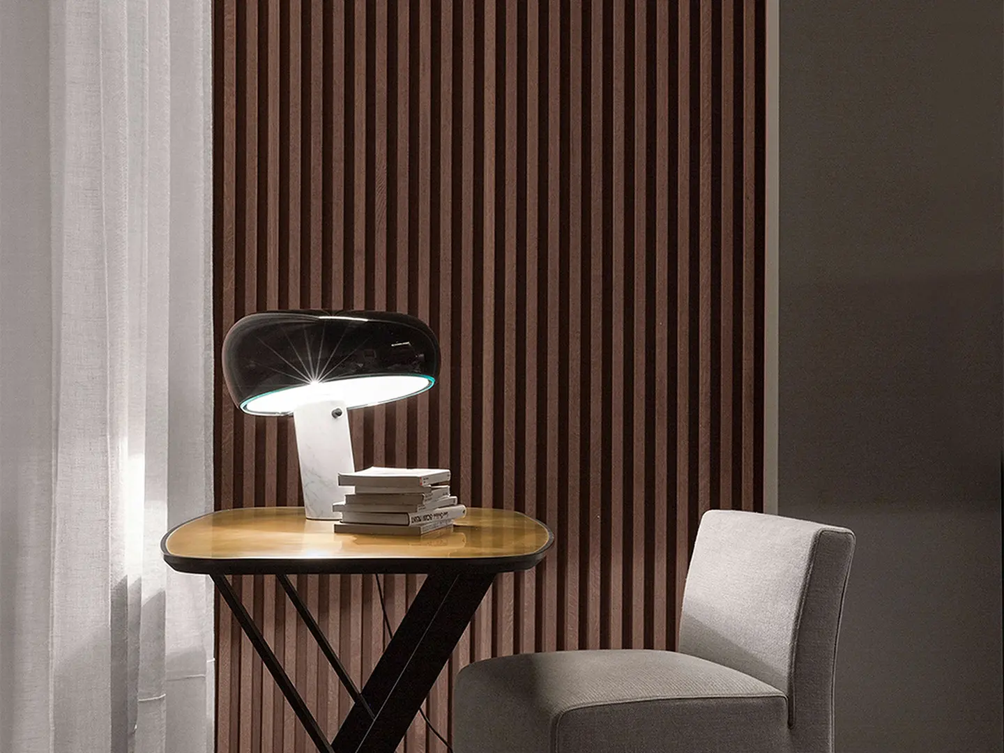 Lampada Snoopy, design Achille e Pier Giacomo Castiglioni, produzione Flos, 1967