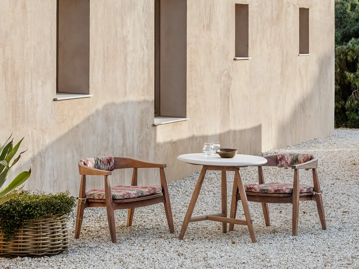 GOMMAIRE Low dining bistro round table Faye