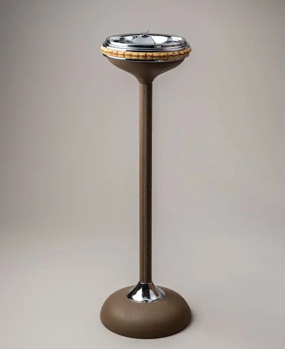 Posacenere con piantana