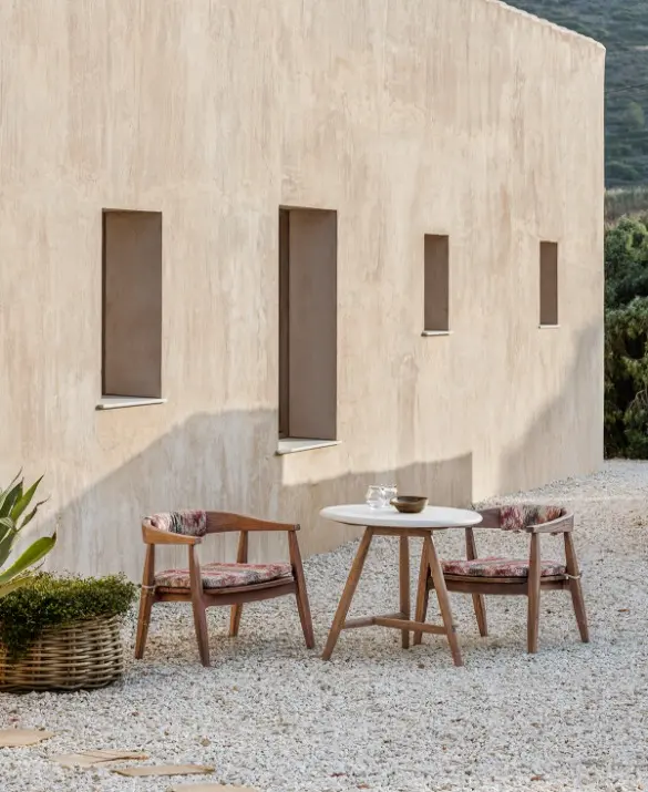 GOMMAIRE Low dining bistro round table Faye