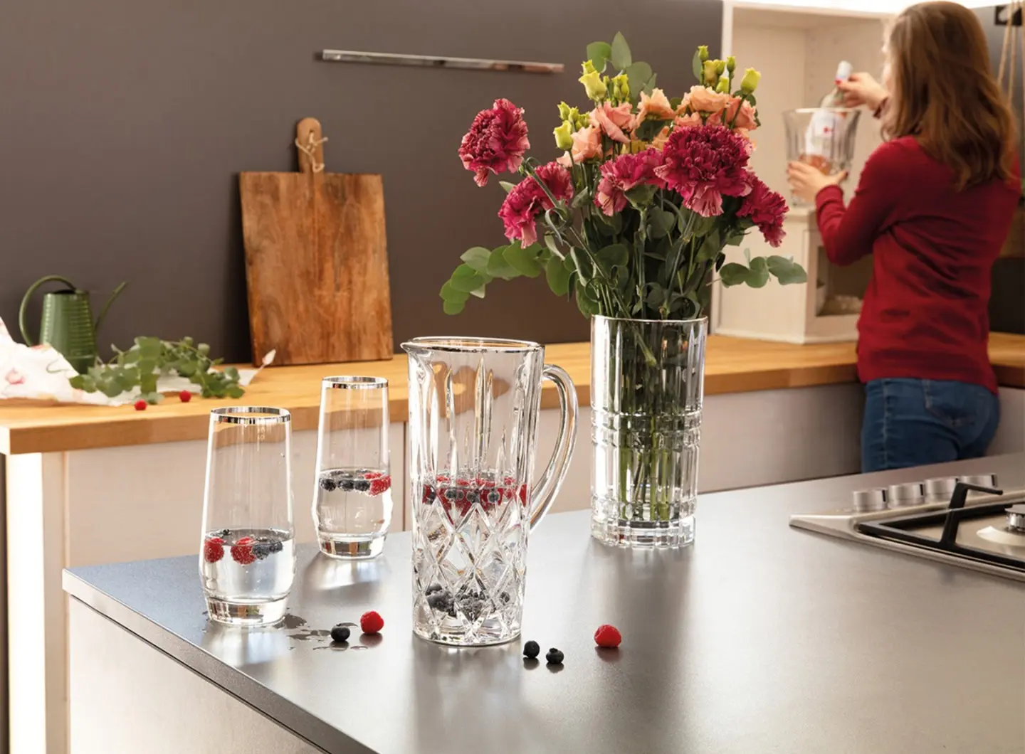 Bicchiere in cristallo con dettagli argentati dipinti a mano