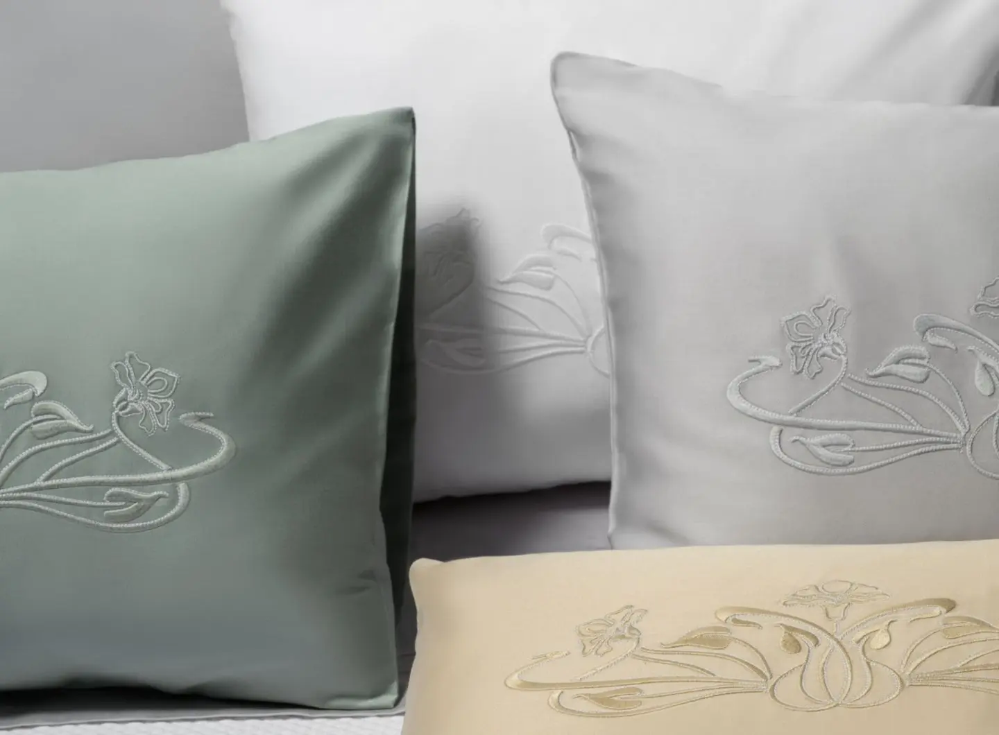 DIANA Bed Linens - colour variants