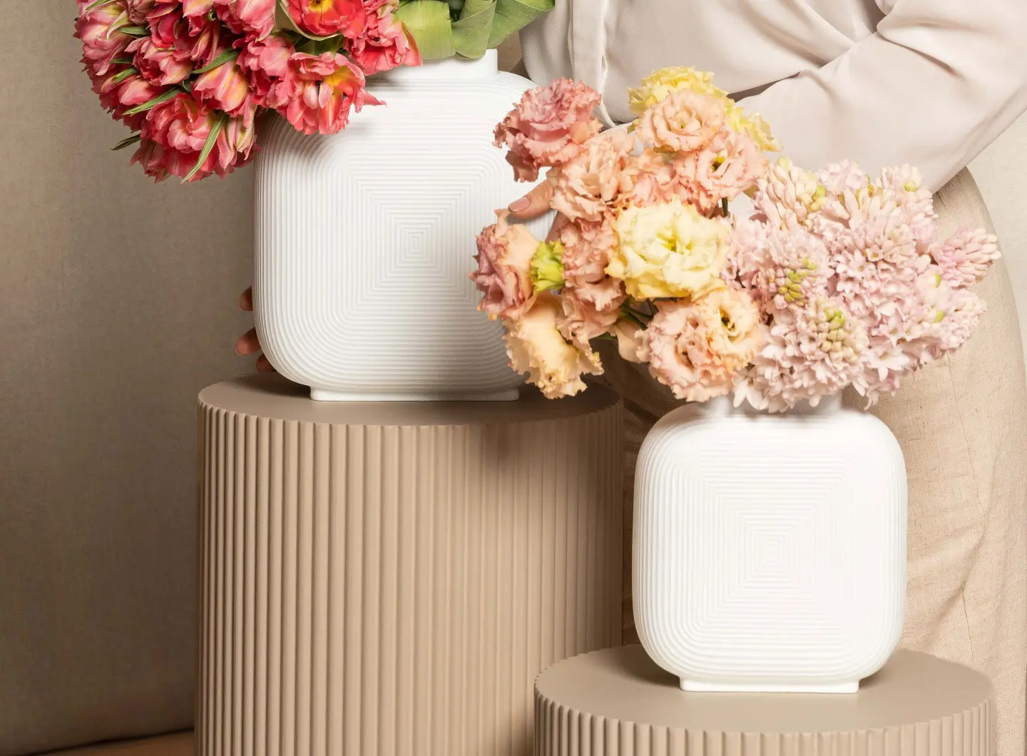 Two porcelain vases 