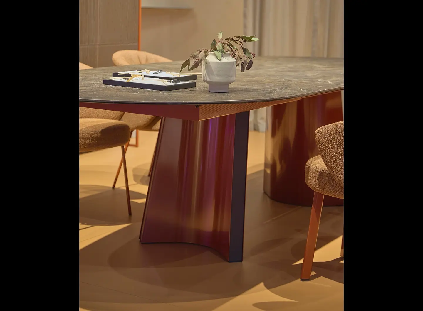 Alba table by mobliberica with ceramic top