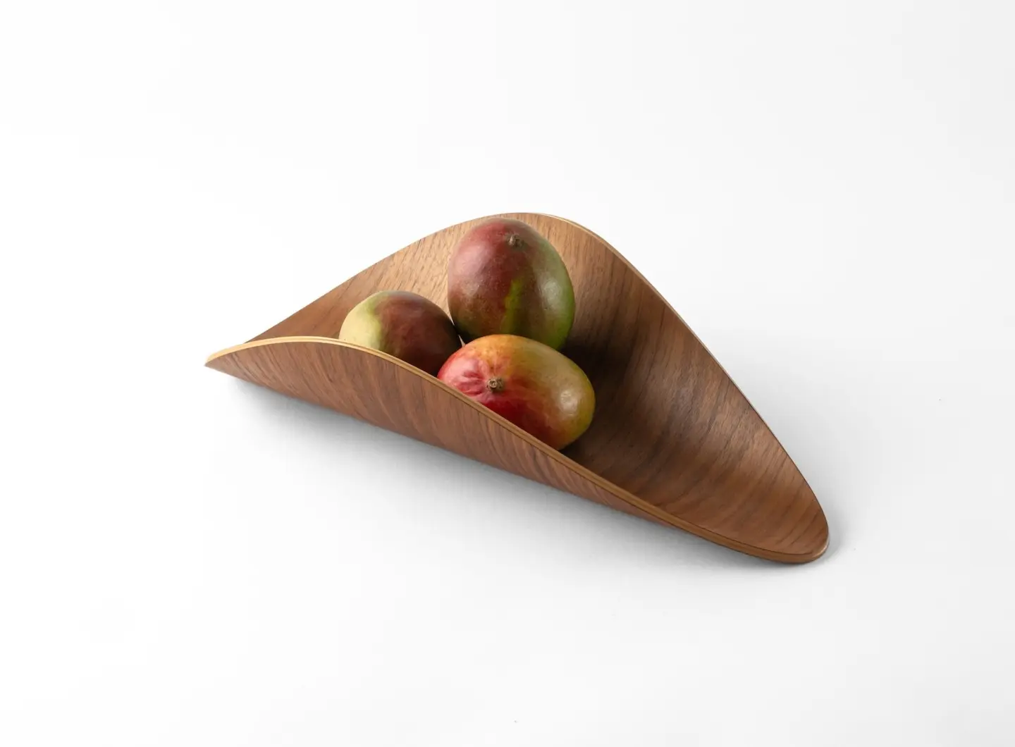 Snail walnut tray