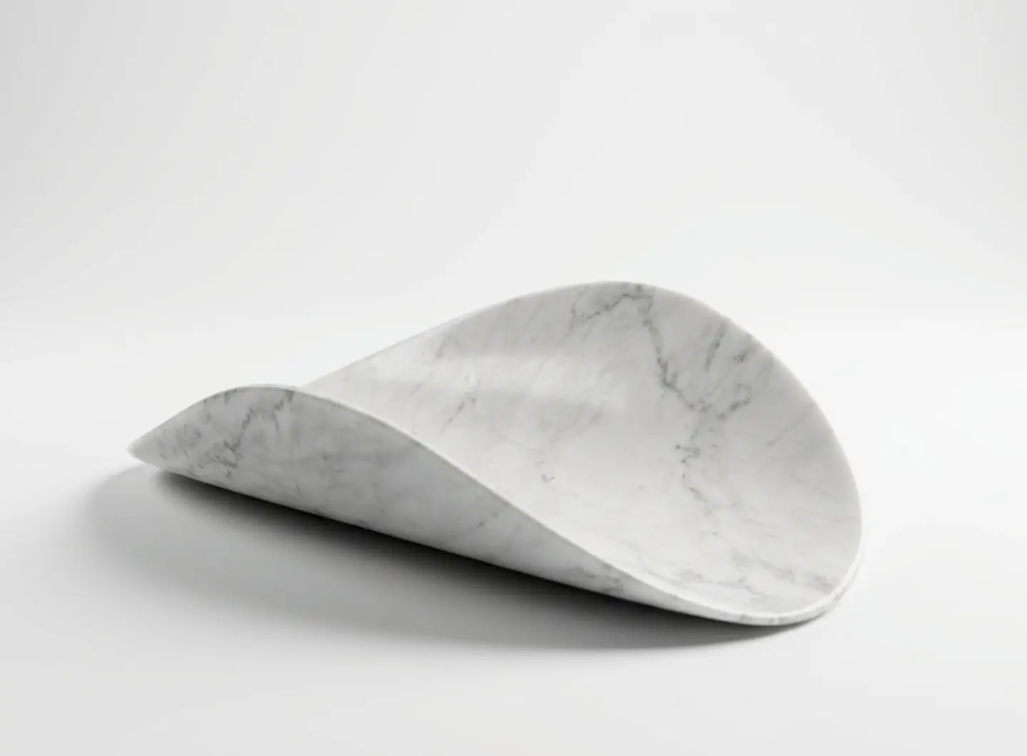 Snail dish in white marble