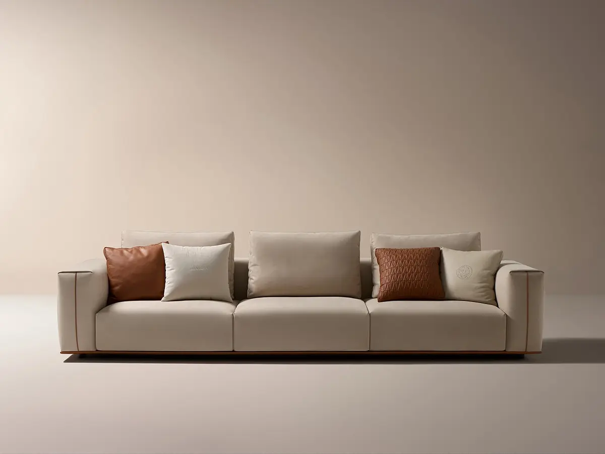 ALEXANDRA_Capri_hero