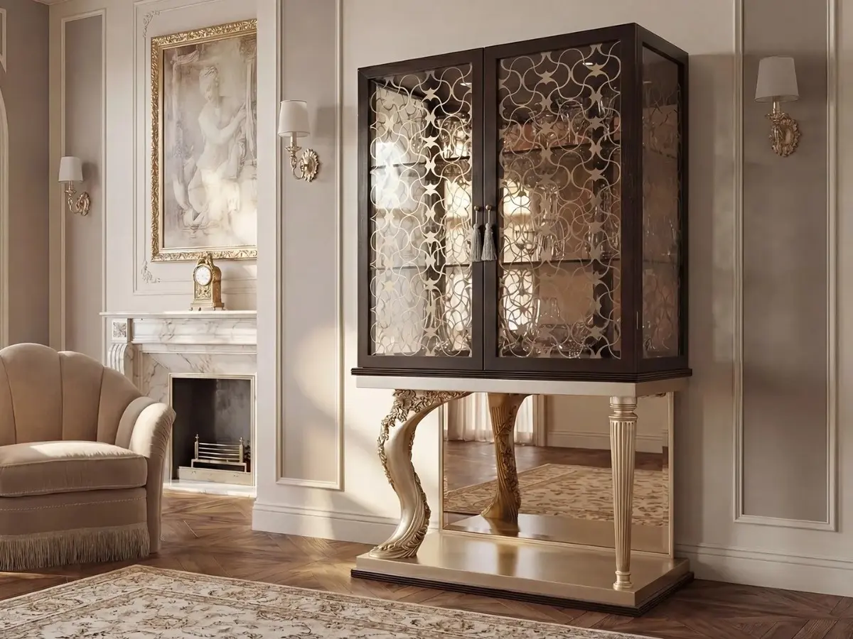 Vetrina classica a 2 ante collezione Flora Marzorati in legno pregiato e cristallo per soggiorno di lusso