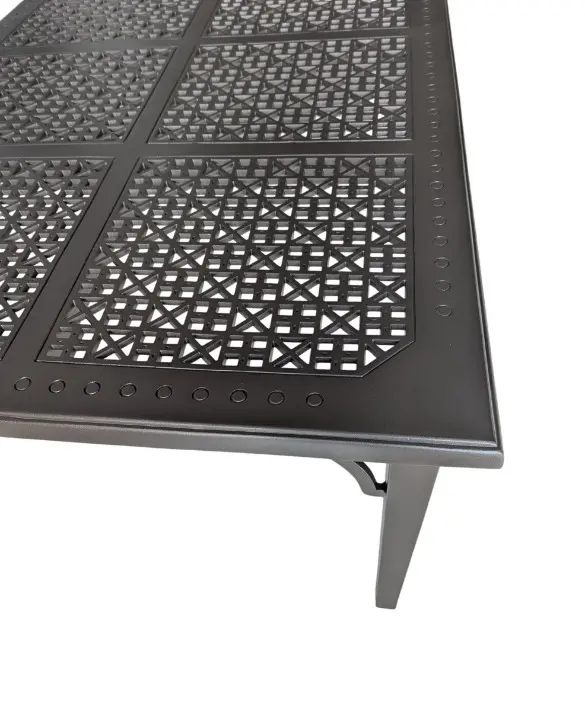Sienna_2850_Table_Detail.jpg